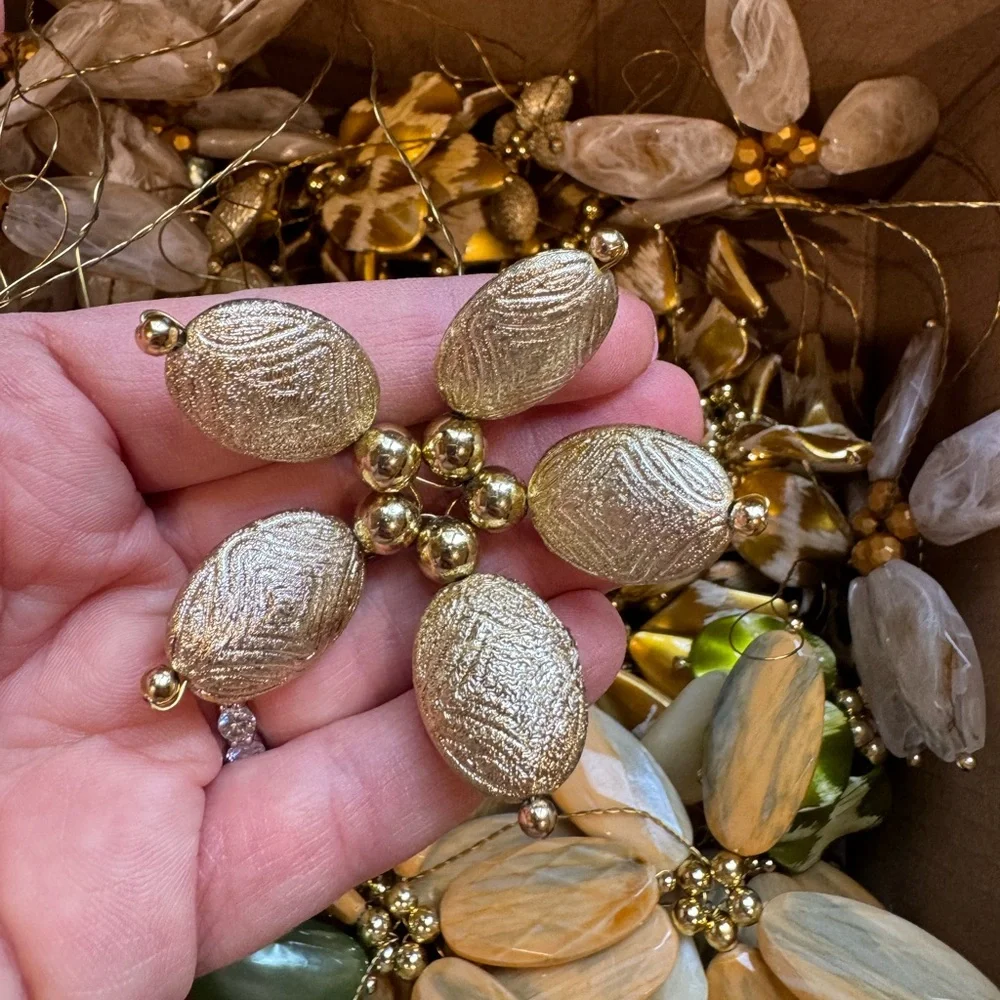 Bulk of handmade beaded flower stems for decor, crafts, projects - Picture 5 of 8